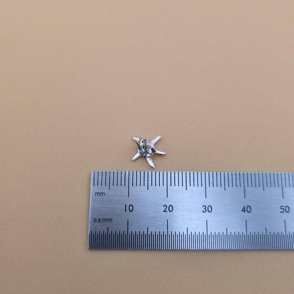 Sterling Silver Small Starfish Stud Earrings A5299 - Picture 4 of 5